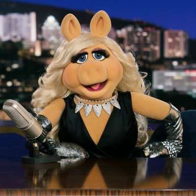 Throwdown Thursday TTP #241 – Miss Piggy Hams it Up.